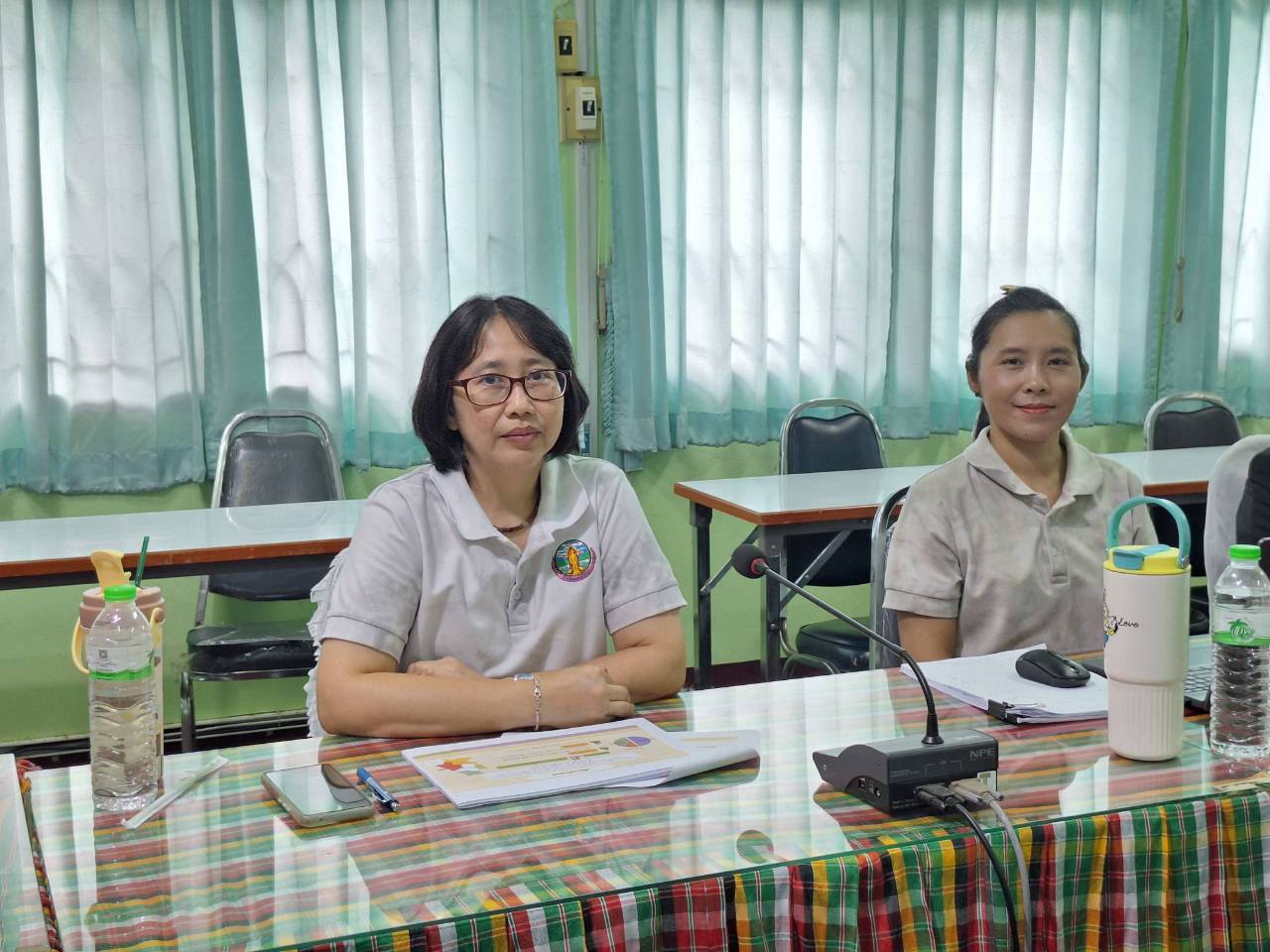 title - ผู้ตรวจราชการ ส.ป.ก. ลงพื้นที่จังหวัดหนองบัวลำภู ประชุมติดตามความก้าวหน้าผลการดำเนินงาน พร้อมตรวจเยี่ยมให้กำลังใจเกษตรกรแปลงใหญ่พืชผักและสมุนไพร 